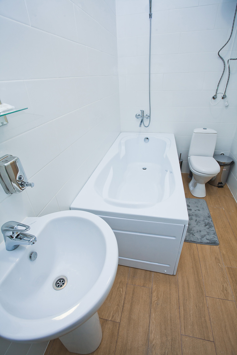 №4 Ломоносов М.В.